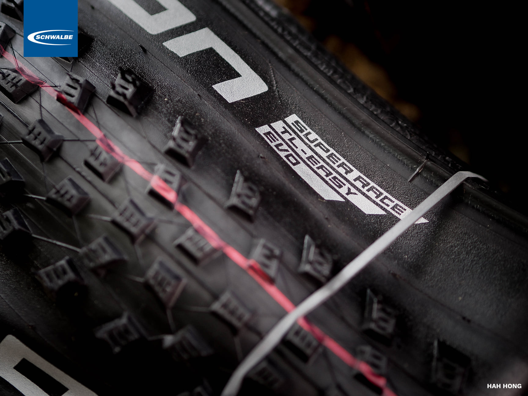 SCHWALBE ROCKET RON 29 2.25 Super Race